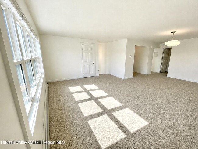 Building Photo - 97 W Bridge St