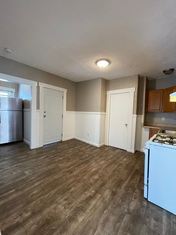 Building Photo - 5 Freeland Terrace