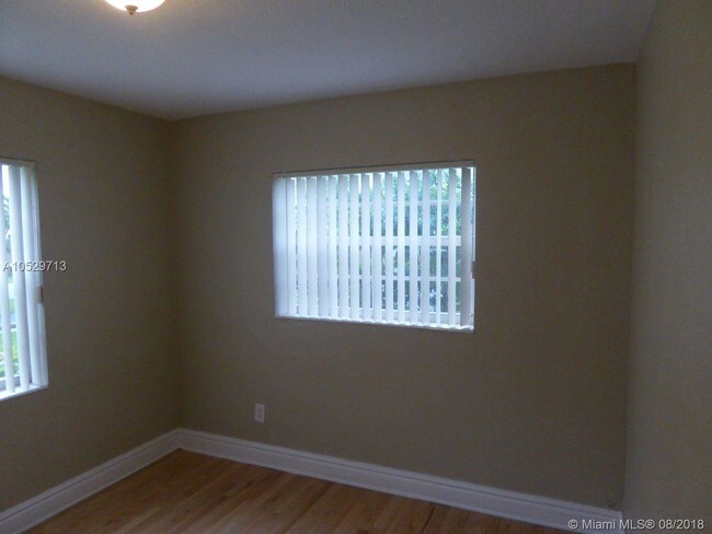 Building Photo - 3220 SW 118th Ct