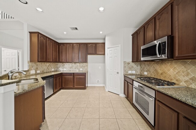 Building Photo - 24430 Silverton Valley Ln