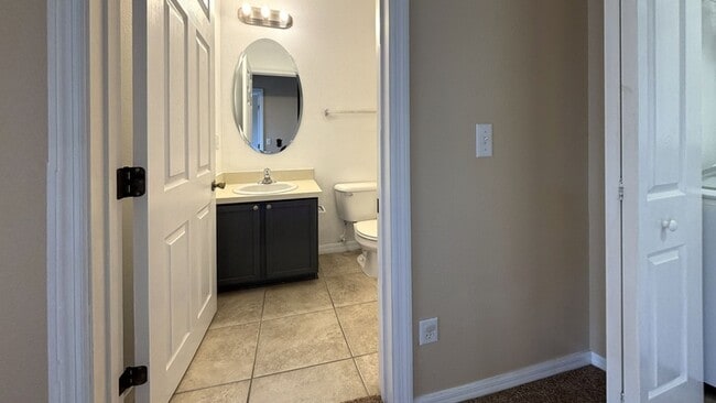 Building Photo - 2516 Oleander Lakes Dr