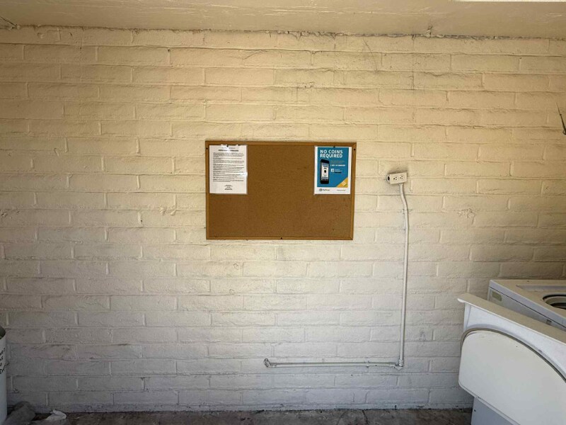 Building Photo - 2147 S Winstel Ave