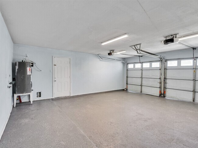 Building Photo - 6410 Barrygate Dr