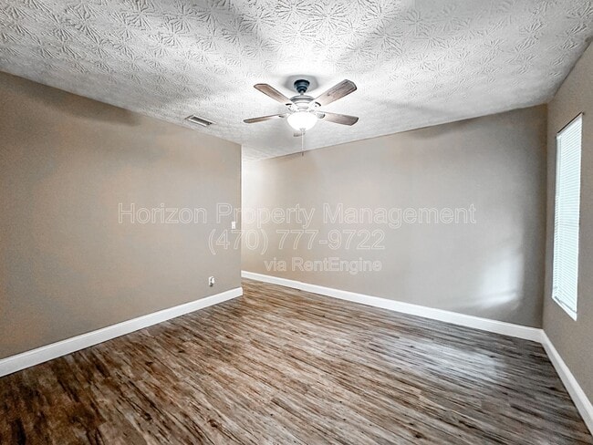 Building Photo - 233 Goshen Ln