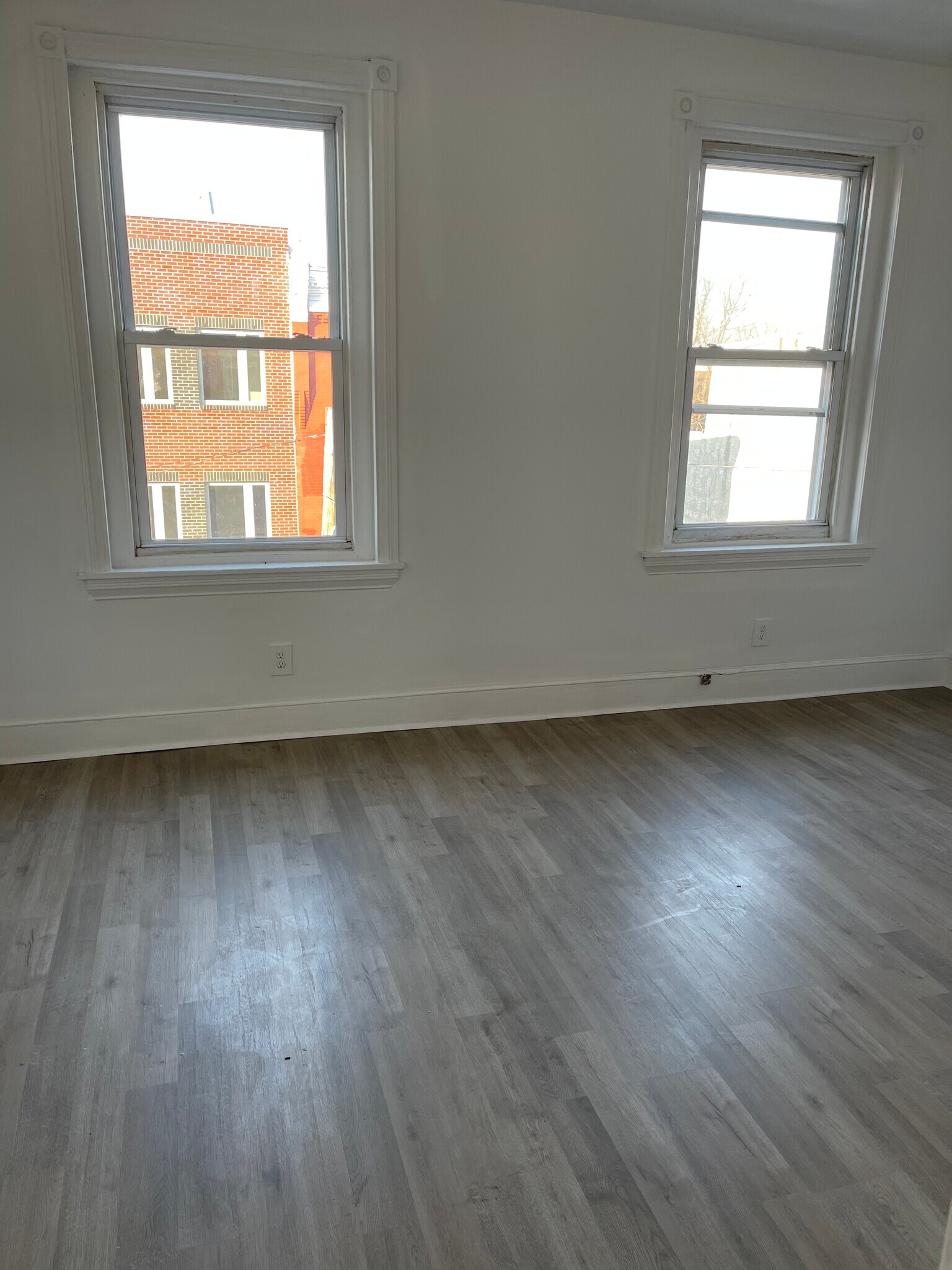 Building Photo - 867 N 50th St