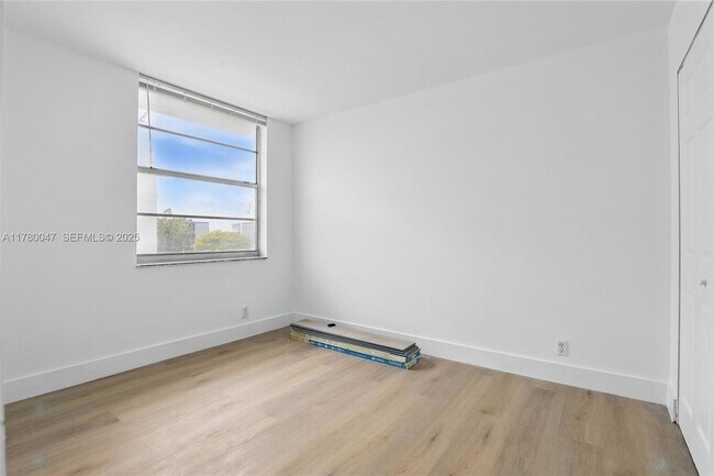 Building Photo - 8540 N Sherman Cir