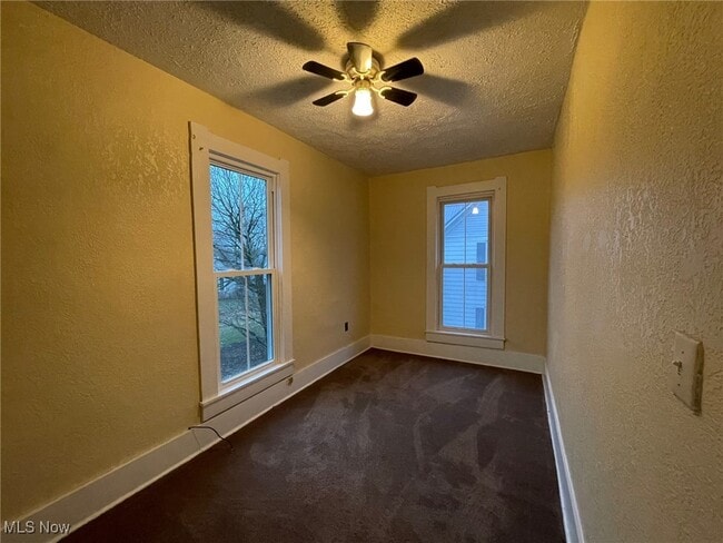 Building Photo - 501 S 9th St