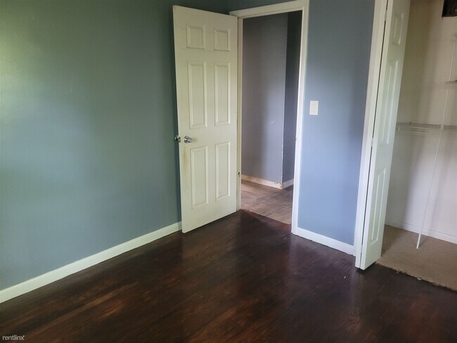 Building Photo - 3 br, 1 bath House - 1212 A Street Northeast
