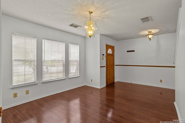 Building Photo - 10138 Sandbrook Hill
