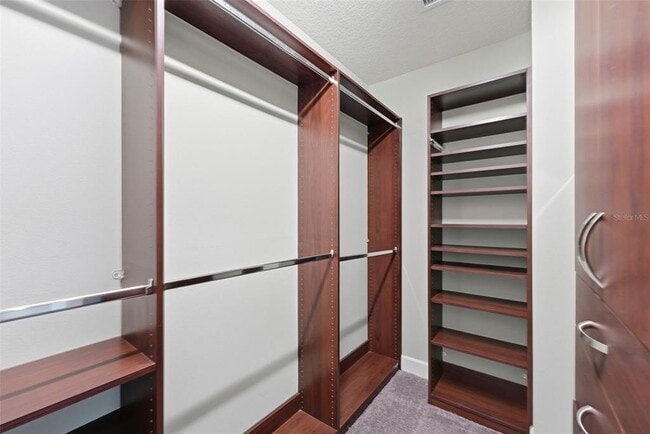 Building Photo - 100 S Eola Dr