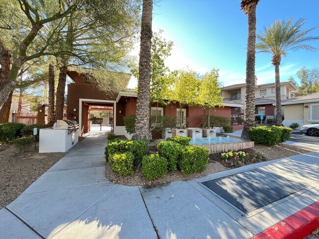 Building Photo - Summerlin Fully Furnished Condo on Golf Course!