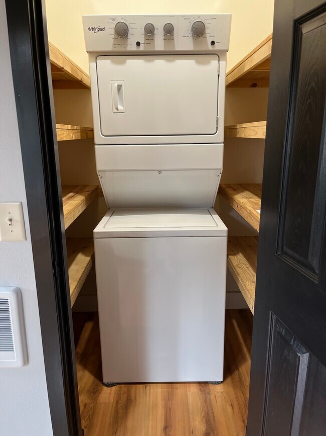 Building Photo - 39110 Carr Trail Rd