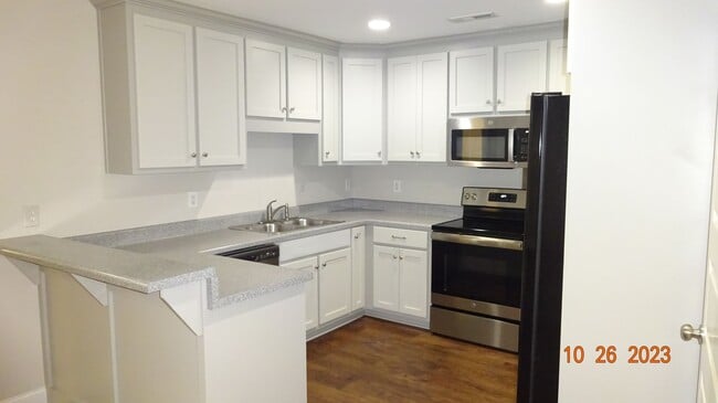 Building Photo - Athens City Schools