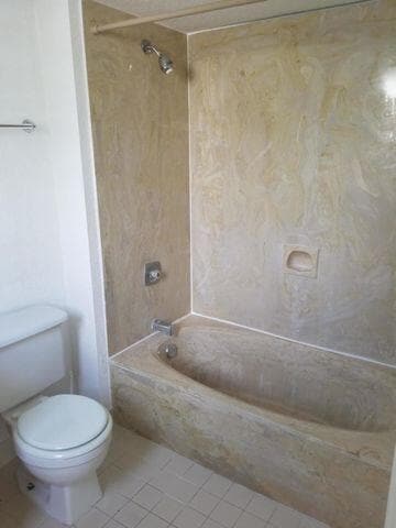 Building Photo - 720 N Dixie Hwy