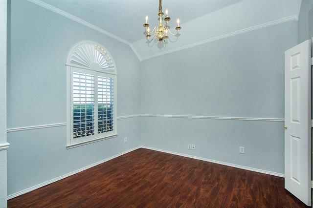 Building Photo - 406 Leameadow Dr