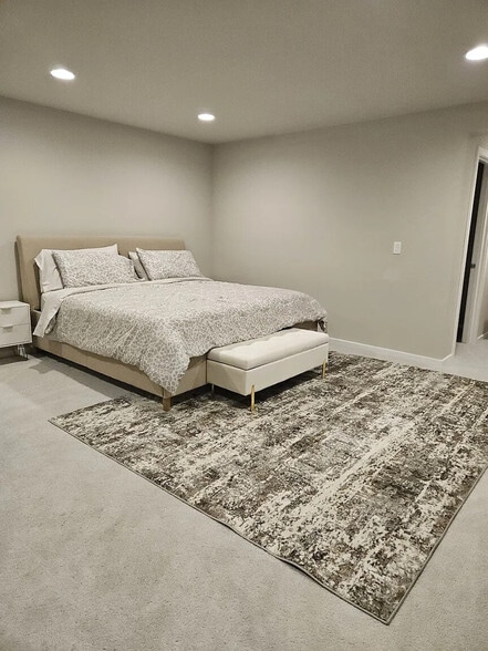 Building Photo - 4952 Amherst Way SW