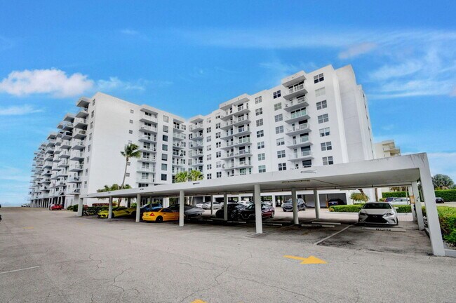 Building Photo - 3450 S Ocean Blvd