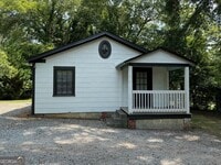 Building Photo - 1983 S Lumpkin St