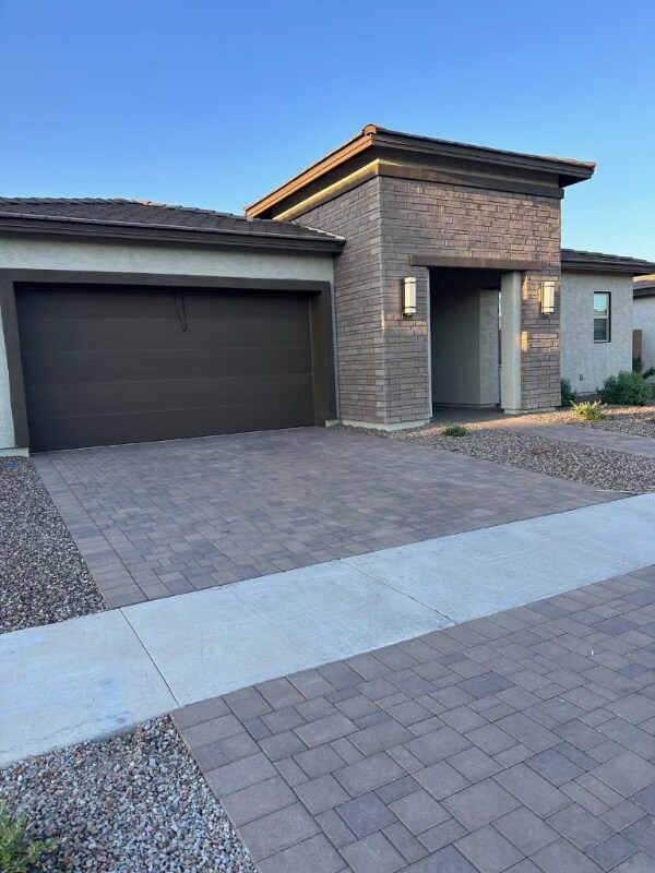 Building Photo - 3427 E Harwell Rd