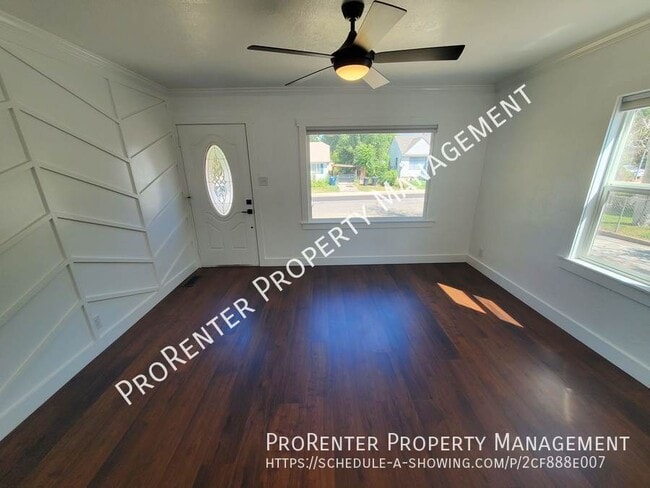 Building Photo - 145 W 200 N