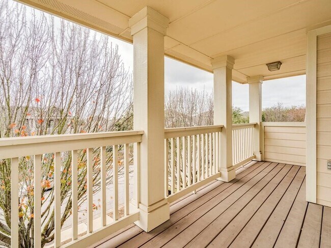 Building Photo - 611 Boca Chica Dr