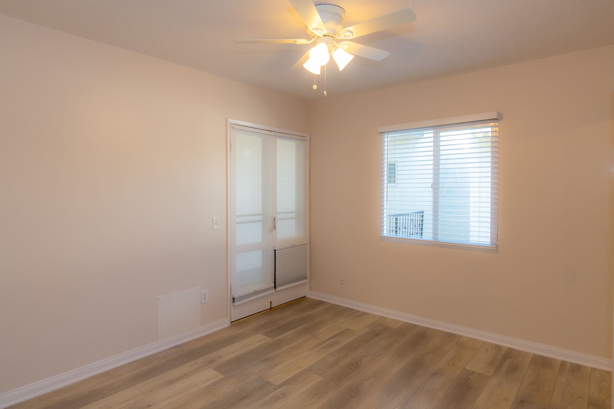 Master Bedroom a - 127 N Everett St