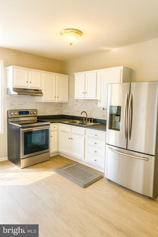 Building Photo - 9513 Hansonville Rd