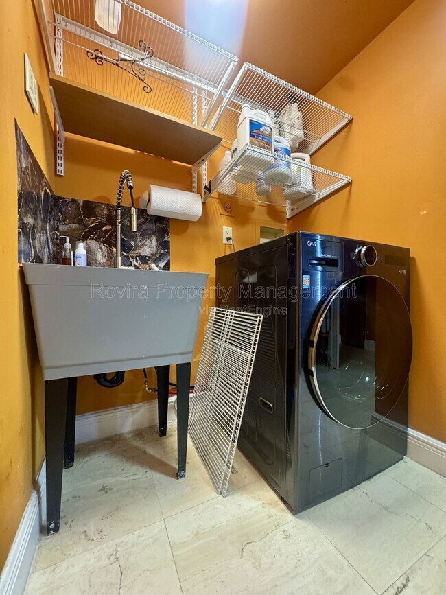 Building Photo - 19667 Turnberry Way