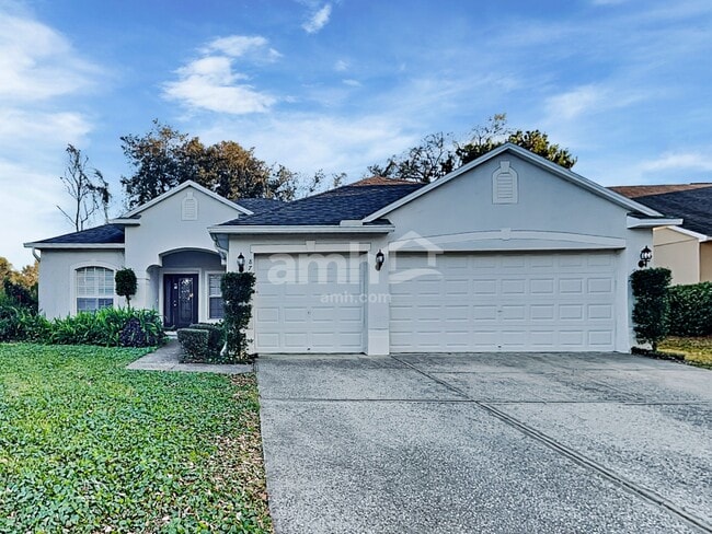 Building Photo - 879 Moonluster Dr