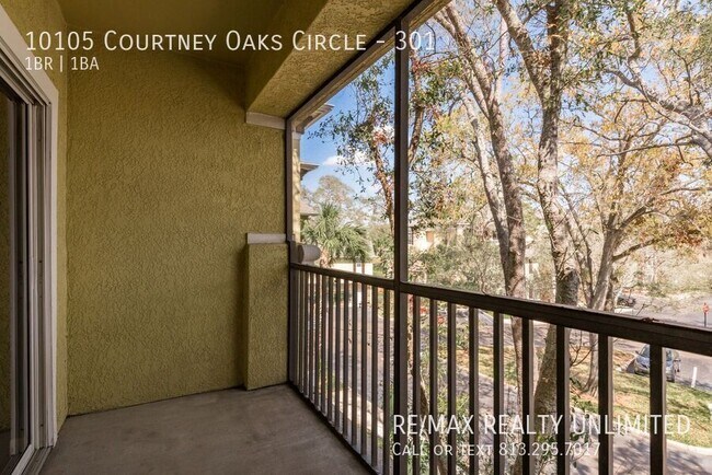 Building Photo - 10105 Courtney Oaks Cir