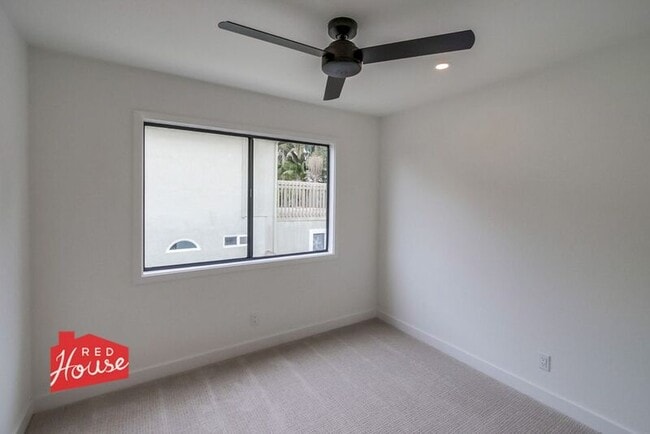 Building Photo - 408 Bristol Rd