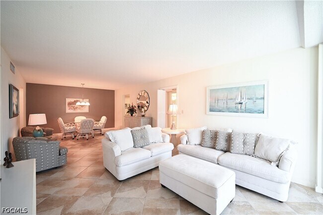 Building Photo - 7146 Estero Blvd