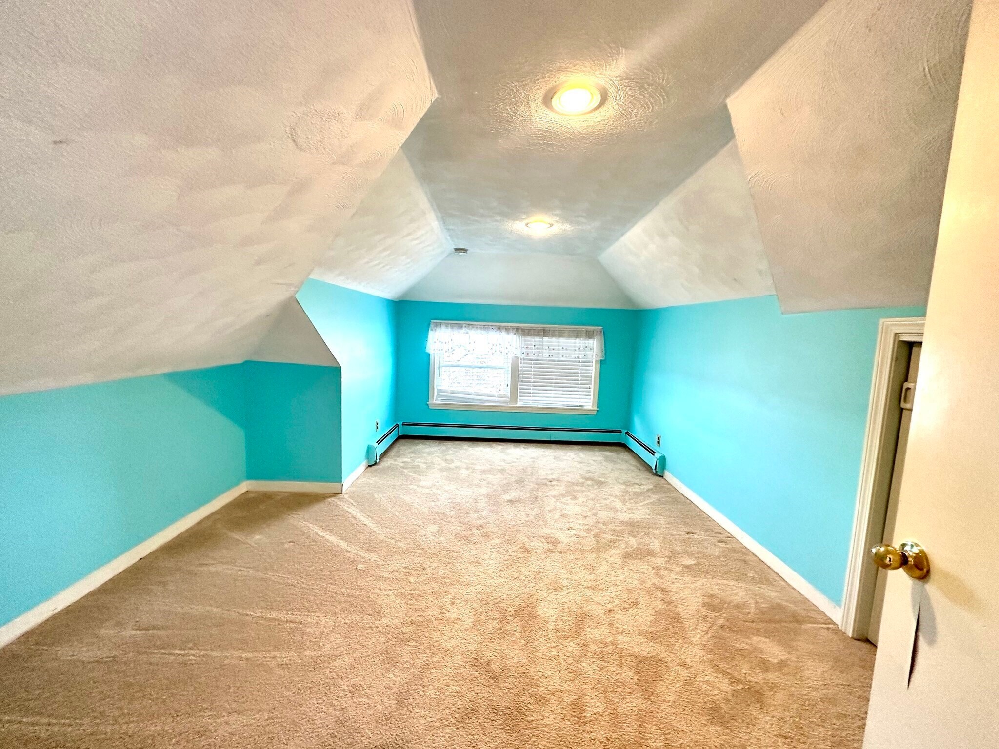 Building Photo - 86 Palfrey Rd