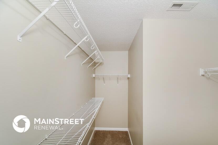 Building Photo - 808 Woodside Park Ln