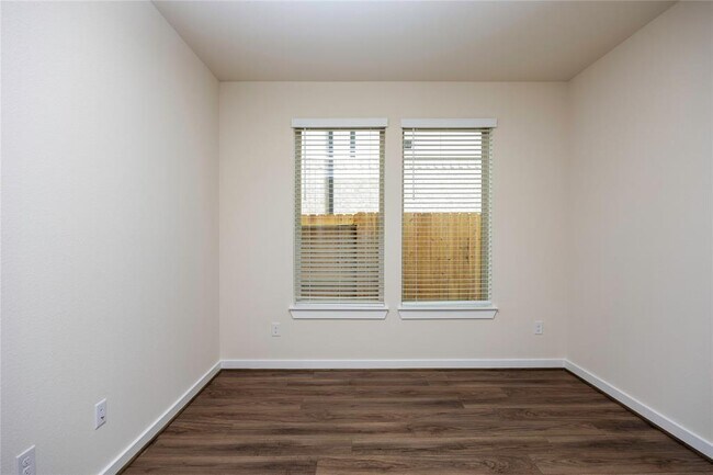 Building Photo - 6006 Rolling Strm Ct