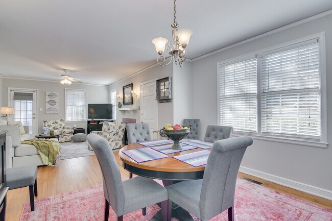 Building Photo - 2631 Oakland Ave