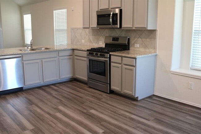 Building Photo - 9810 Copper Ranch Trail