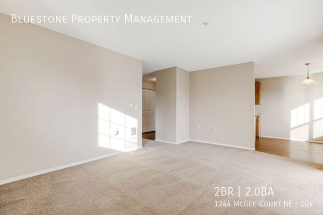 Building Photo - 1244 Mcgee Ct NE