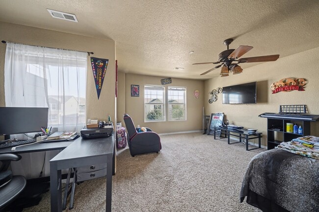 Building Photo - 3874 Winter Sun Dr