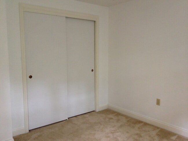 Building Photo - 93 Drummer Rd