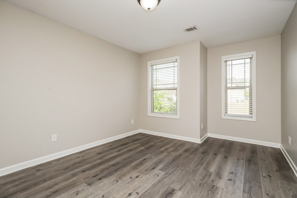 Building Photo - 1104 Jury Ct