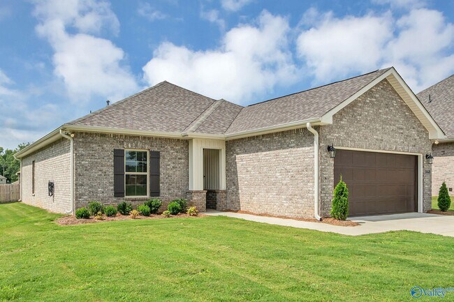 Building Photo - 16640 Aspen Ln