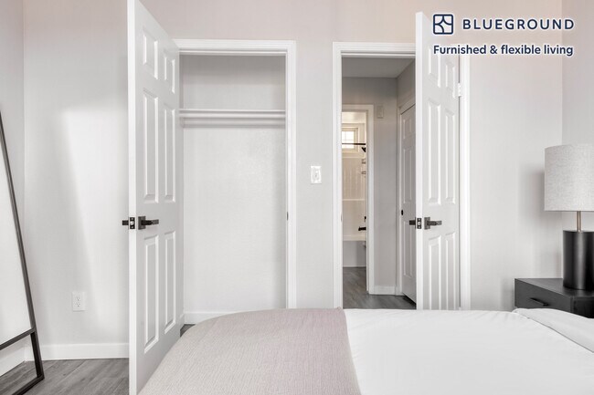 Building Photo - 2820 Sawtelle Blvd