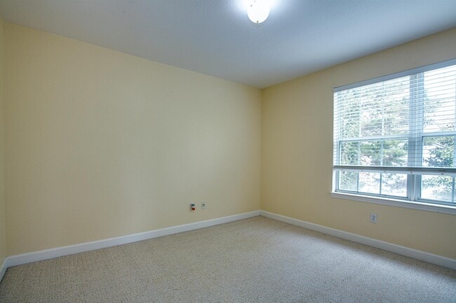 Building Photo - 4266 Park Crossing Tr
