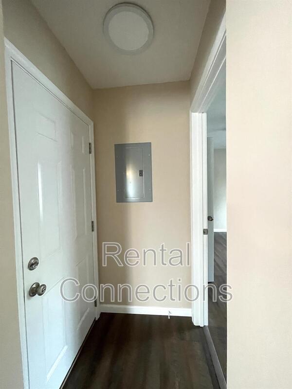 Building Photo - 810 S Bentley St