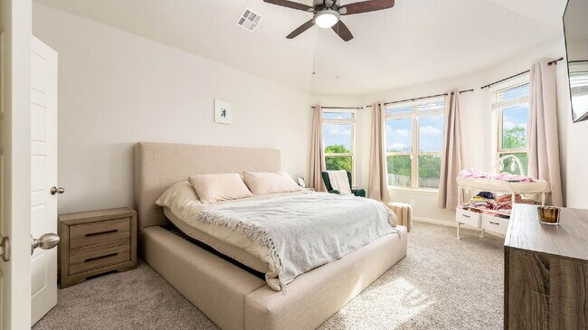 Building Photo - 1318 Arcadian Rose