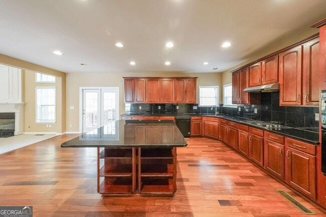 Building Photo - 1128 Southland Bluff