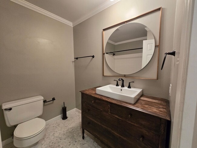 Building Photo - 3456 Regiment Dr