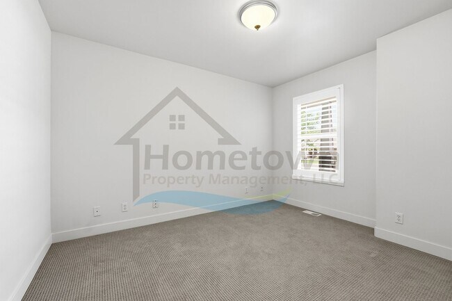 Building Photo - 5163 E Portside Ct