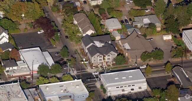 Aerial Photo - Portsmouth Commons